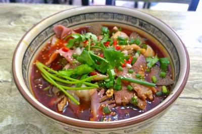 冒菜培訓(xùn)哪里好？蜀味緣祖?zhèn)髅胤浇】禒I養(yǎng)又美味