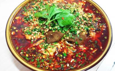 成都學(xué)習(xí)冒菜底料技術(shù)哪里好？掌握醬料技術(shù)