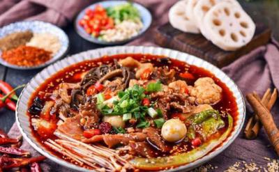 冒菜訓(xùn)練校園哪家好價(jià)格便宜？可擺攤可開(kāi)店
