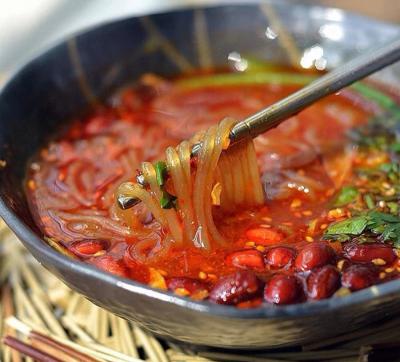 成都餐飲培訓(xùn)學(xué)校，重慶酸辣粉培訓(xùn)哪家好？