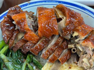 港式燒鵝飯技術(shù)培訓(xùn)哪里好？蜀味緣餐飲培訓(xùn)學(xué)校，助您掌握正宗技藝！